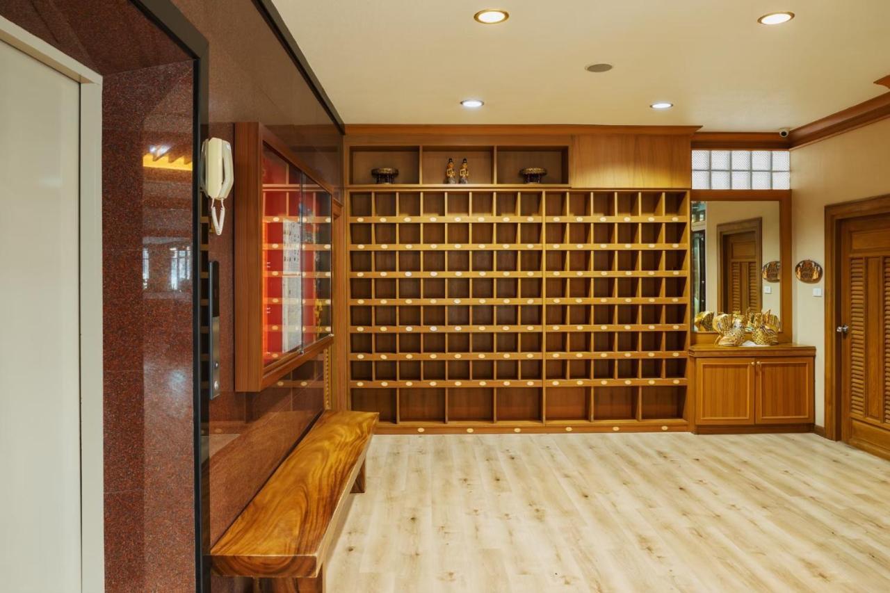 צ'יאנג מאי V Residence Hotel מראה חיצוני תמונה