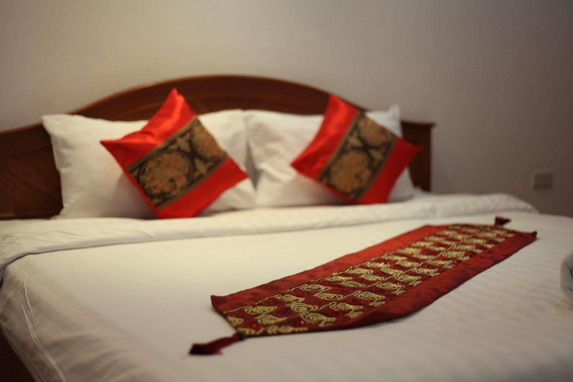 צ'יאנג מאי V Residence Hotel מראה חיצוני תמונה