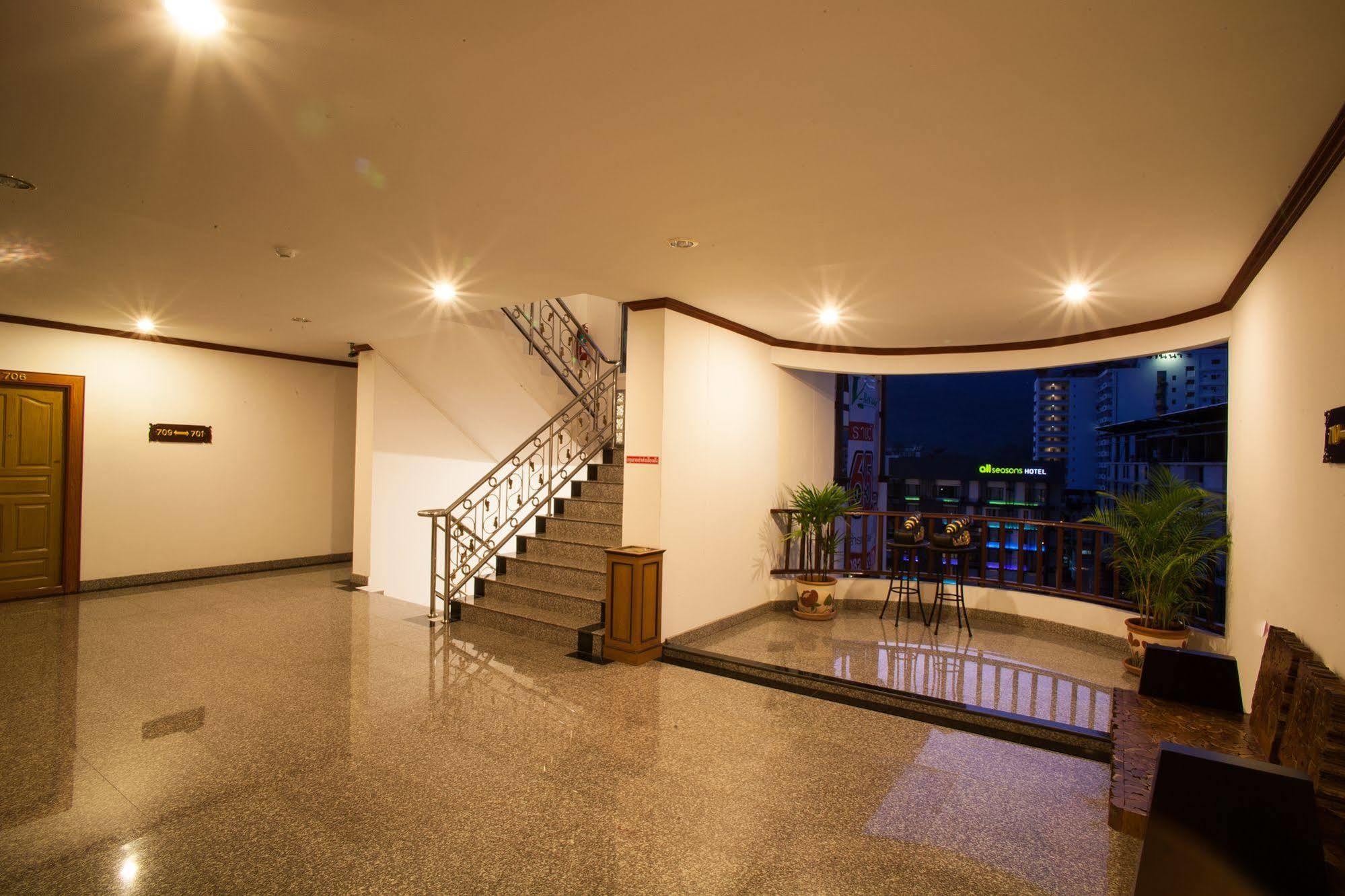 צ'יאנג מאי V Residence Hotel מראה חיצוני תמונה
